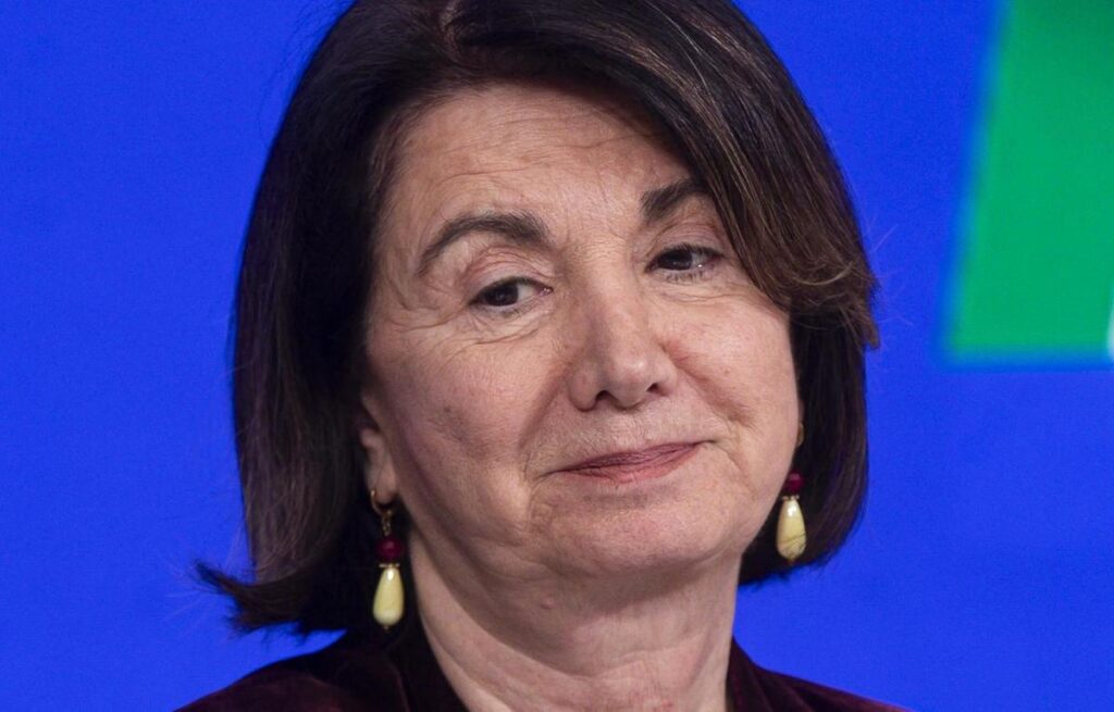 Parolin avverte Roccella: ad Auschwitz non si va in gita, ma per ricordare