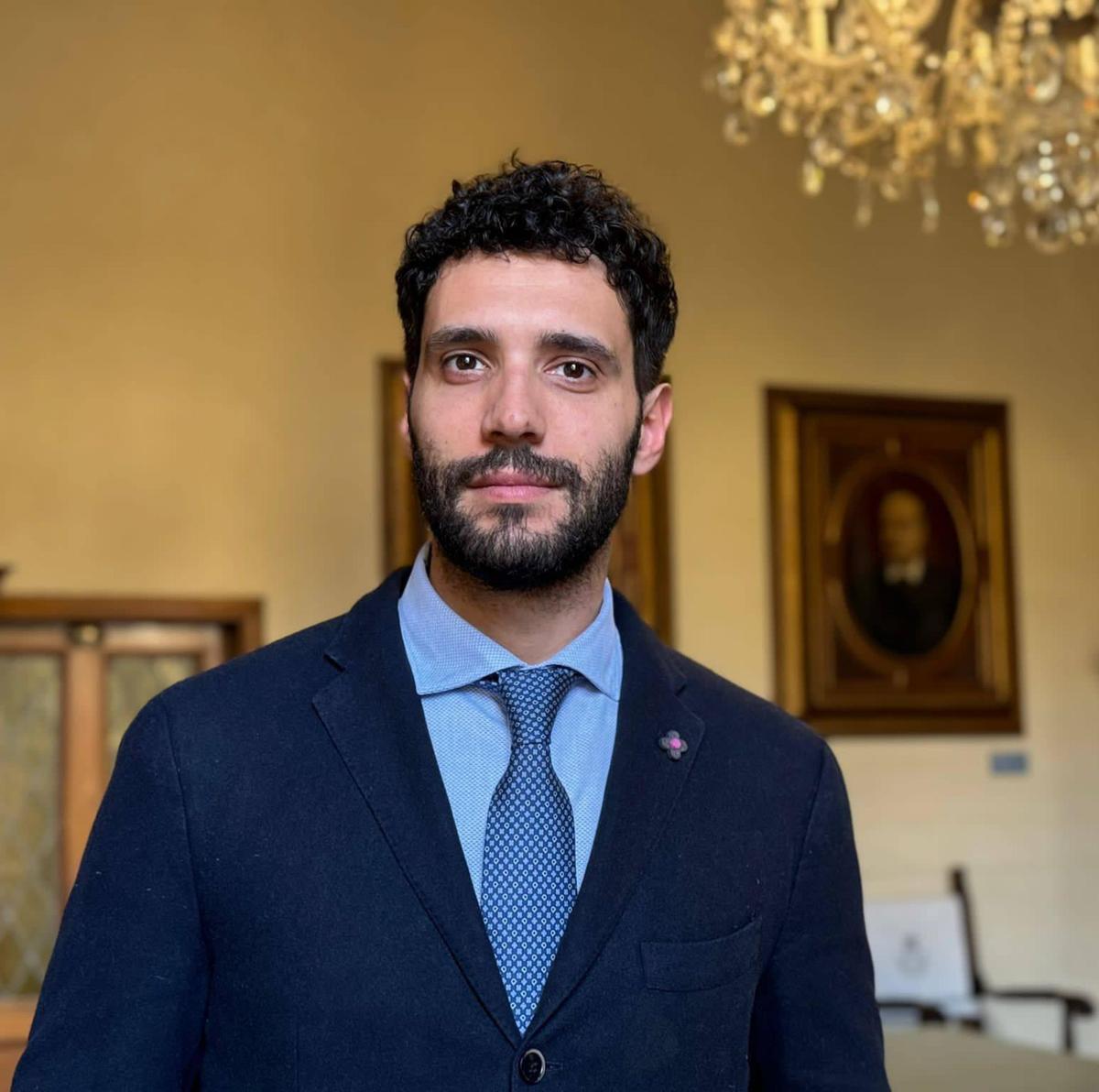 Prato, avviata indagine per ricatto a luci rosse contro ex consigliere FdI Tommaso Cocci