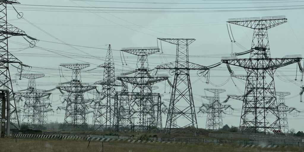 Ripristinati i collegamenti elettrici della centrale nucleare di Zaporizhzhia in Ucraina dopo un mese di interruzione