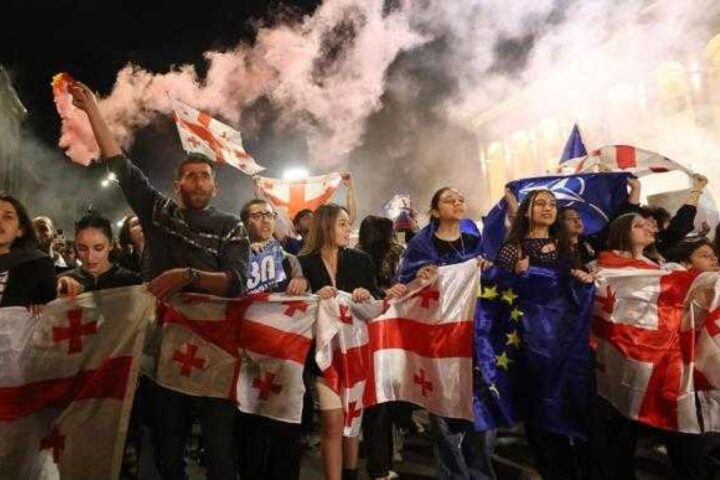 Ritorno a Tbilisi: oltre 300 notti di proteste e repressione nella Georgia di oggi