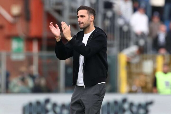 Scambio di parole tra Cesc Fàbregas e Igor Tudor dopo la vittoria del Como su Juventus