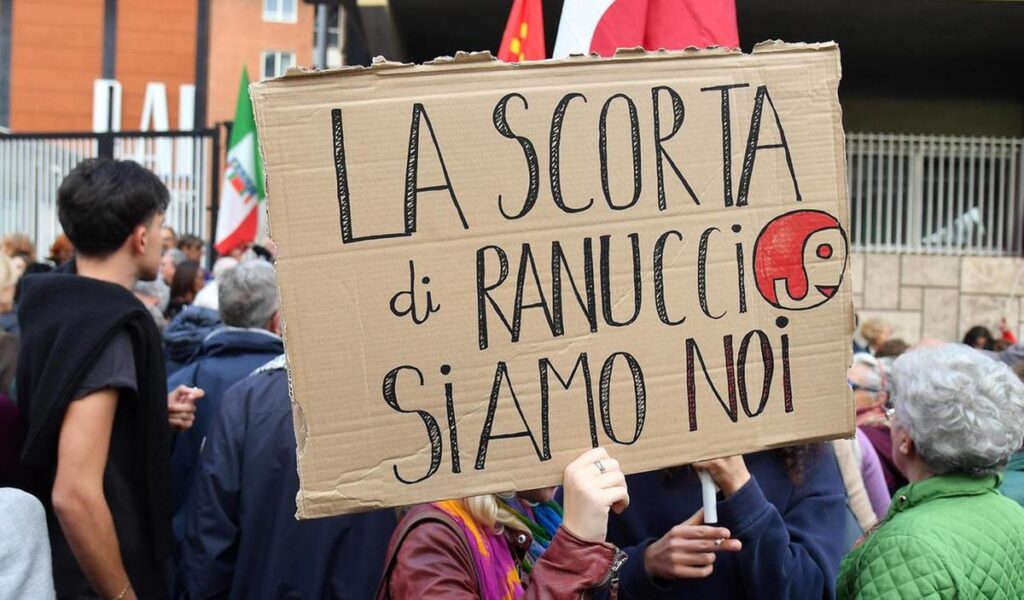 Solidarietà trasversale per Sigfrido Ranucci dopo l'attentato intimidatorio a Pomezia