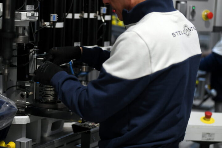 Stellantis annuncia un investimento di 13 miliardi di dollari negli Usa per 5.000 posti di lavoro e cinque nuovi veicoli