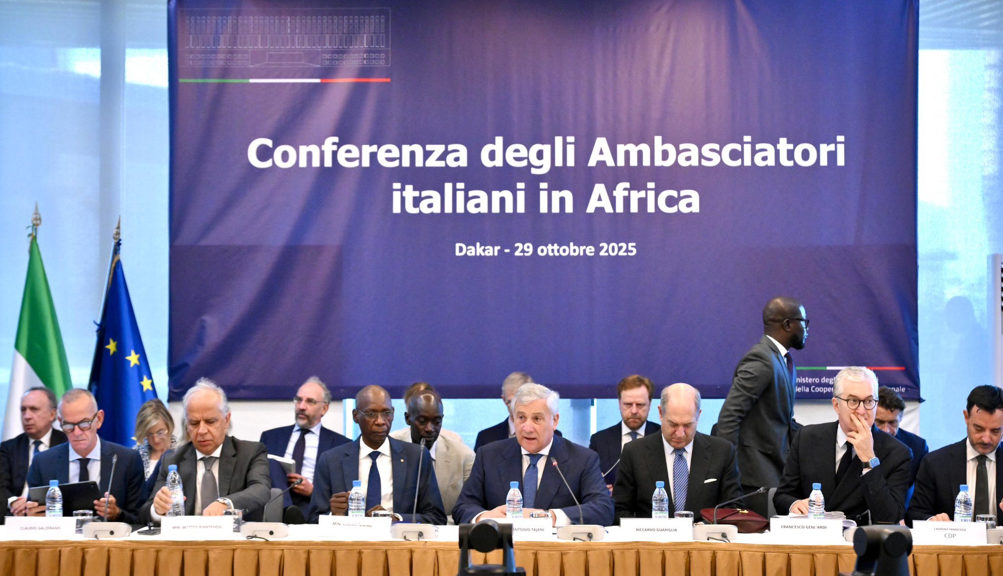 Tajani e Piantedosi inaugurano la Conferenza degli ambasciatori italiani in Africa a Dakar