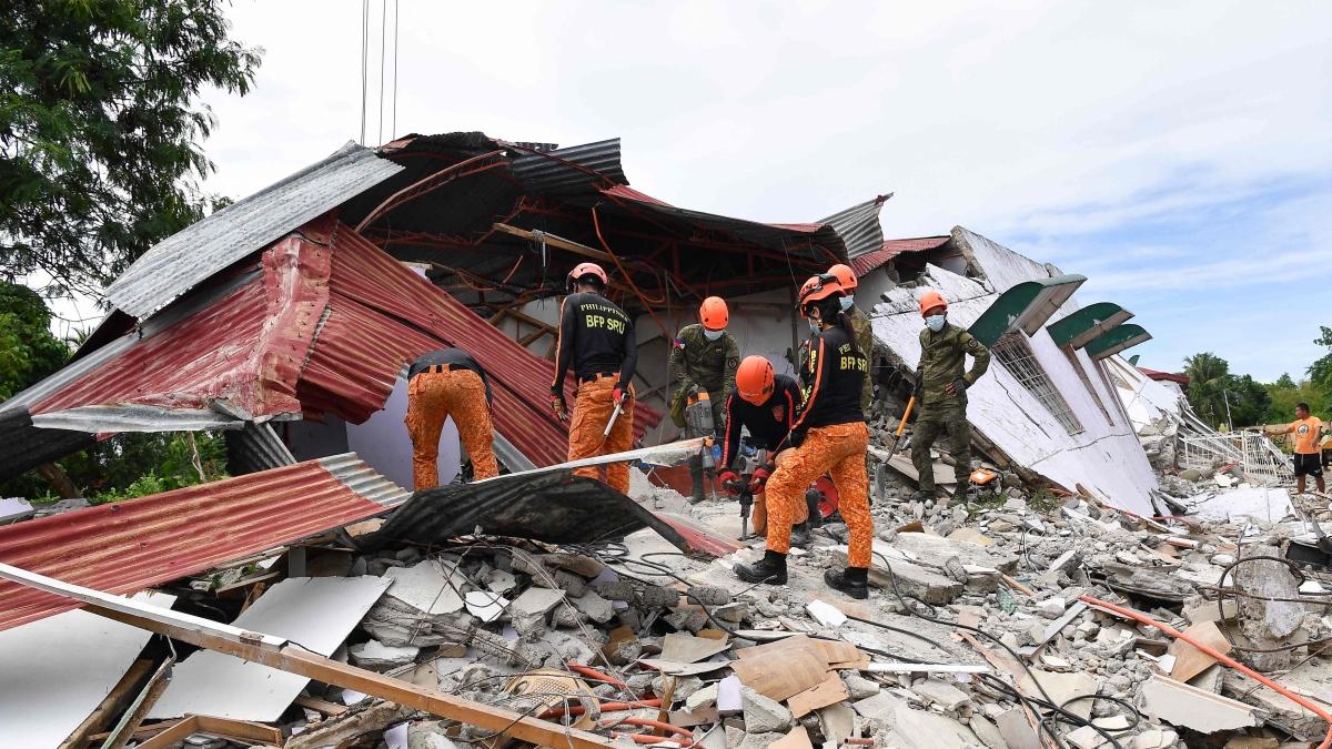 Terremoto di magnitudo 6.9 colpisce l'isola di Cebu, 69 morti e centinaia di feriti