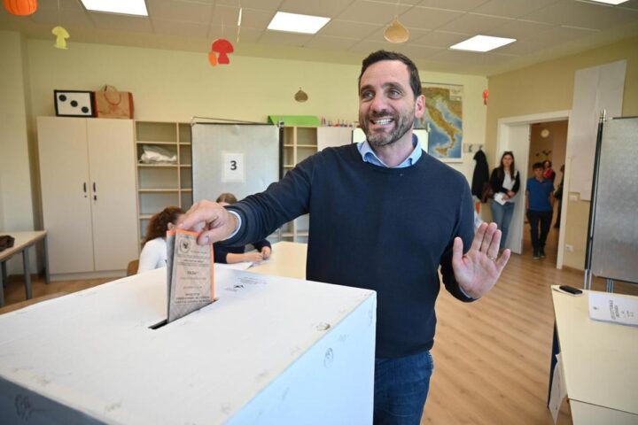 Toscana vota, affluenza in calo; in Veneto riemerge il caso Zaia