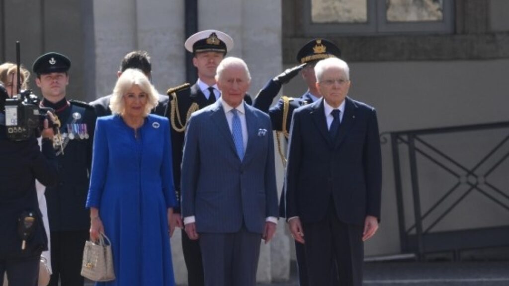 Tre italiani su quattro ricordano la visita di re Carlo a Roma e Ravenna in aprile