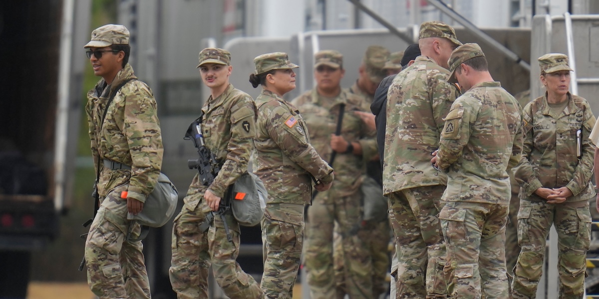 Trump chiede l'arresto del sindaco di Chicago e del governatore dell'Illinois per protezione degli agenti dell'ICE