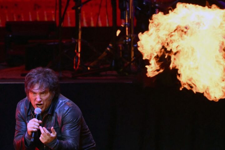 Trump sostiene Milei nell'approccio al voto di mid-term in Argentina