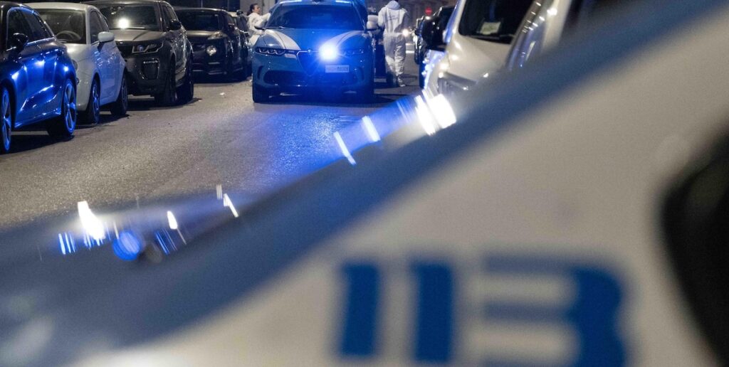 Una donna di 29 anni uccisa a Milano, ex compagno arrestato in ospedale
