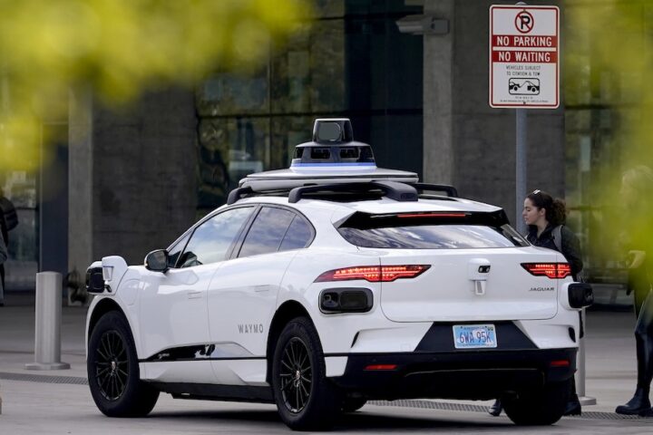 Waymo avvia test di auto a guida autonoma a Londra nelle prossime settimane