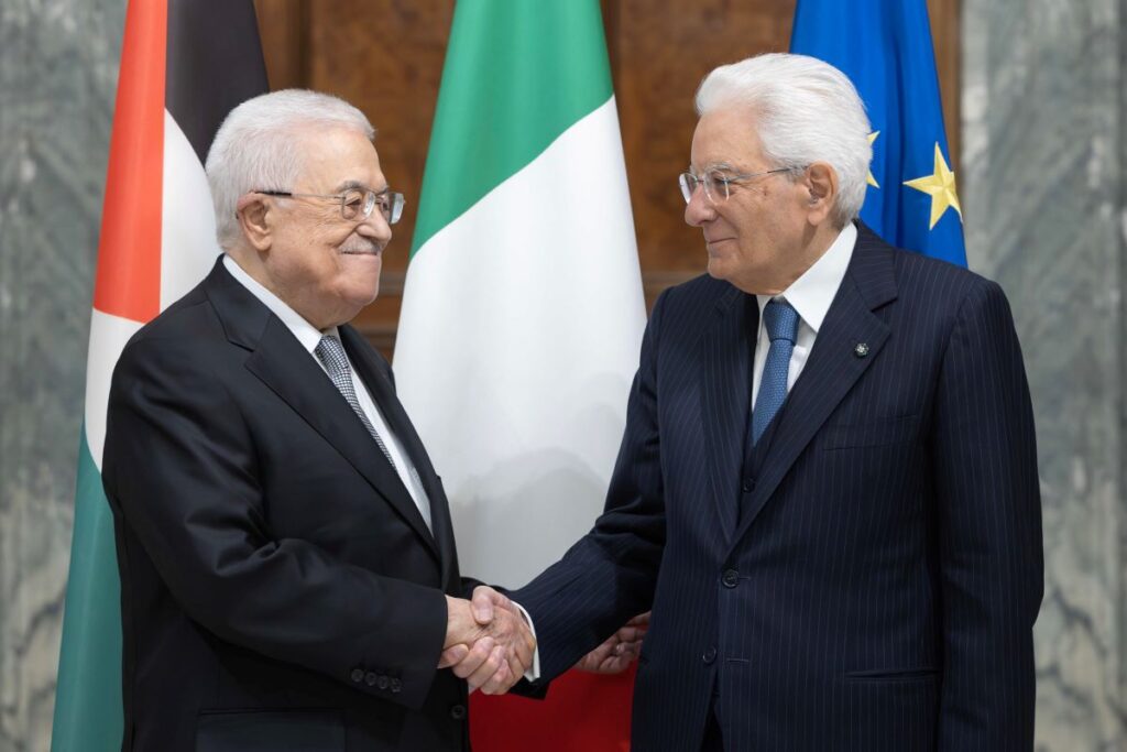 Abu Mazen incontra Mattarella: «Chiediamo il riconoscimento del nostro Stato accanto a Israele»