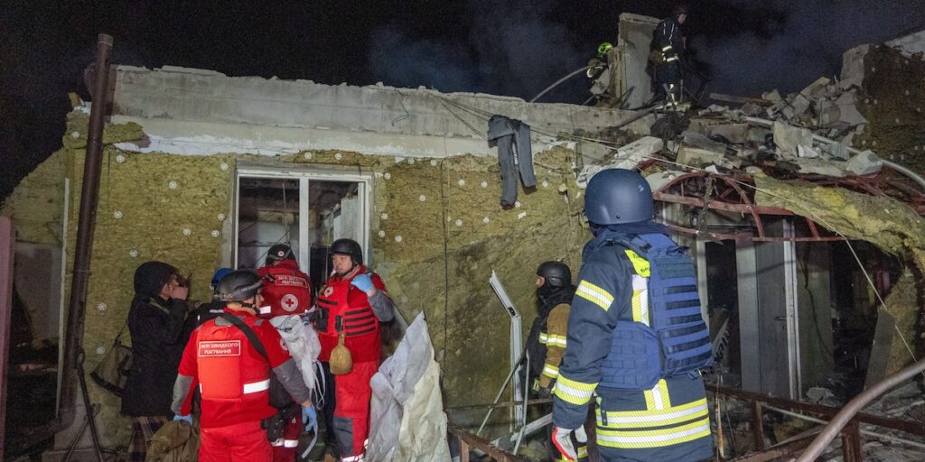 Attacco russo su Kharkiv: quattro morti e diciassette feriti domenica sera