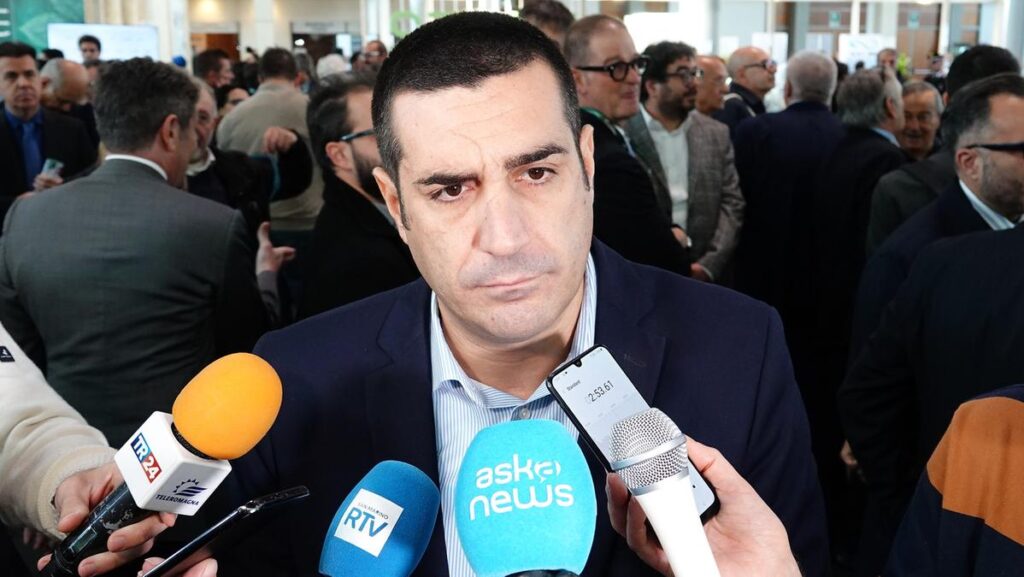 Aumento della mobilità sanitaria in Italia: l'allerta di Michele de Pascale e le conseguenze per il sistema sanitario