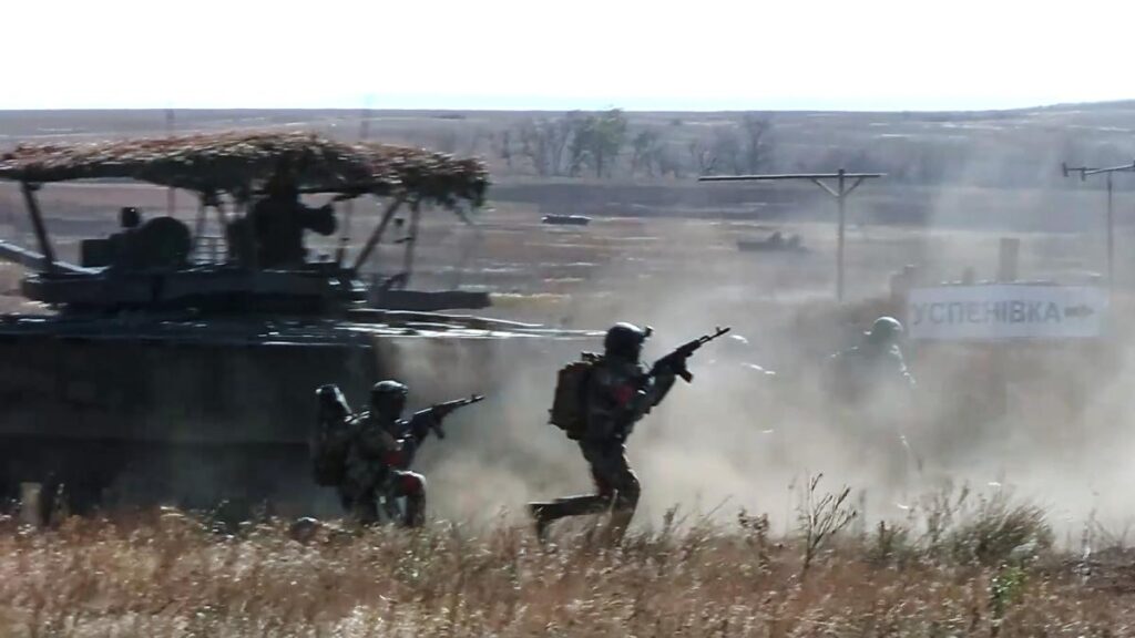 Battaglia in corso a Pokrovsk: Kiev denuncia propaganda russa sulla resa delle forze ucraine