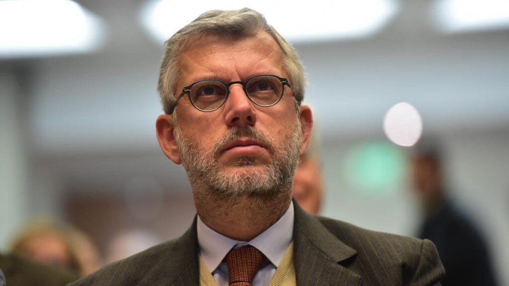 Caso Garofani, La Russa: "Un consigliere di destra sarebbe stato crocifisso, si dimetta"