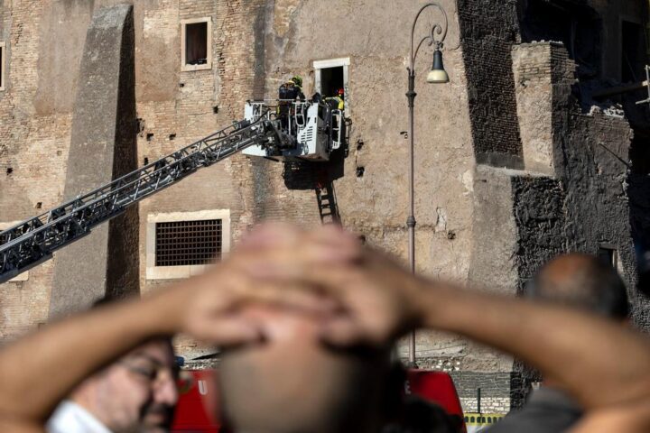 Crollo della Torre dei Conti a Roma: la sovrintendenza Capitolina respinge accuse di negligenza nella gestione degli appalti