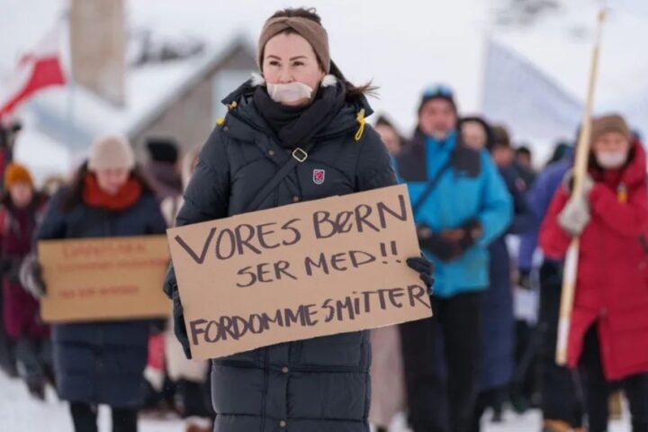 Danimarca, neonati tolti ai genitori dopo test di competenza contestati