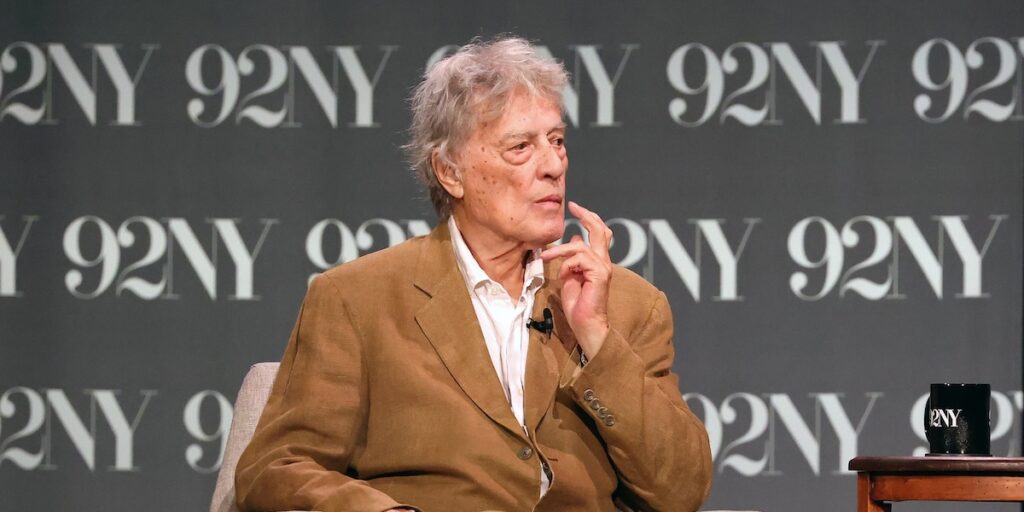 È morto a 88 anni lo sceneggiatore britannico Tom Stoppard, autore di Shakespeare in Love