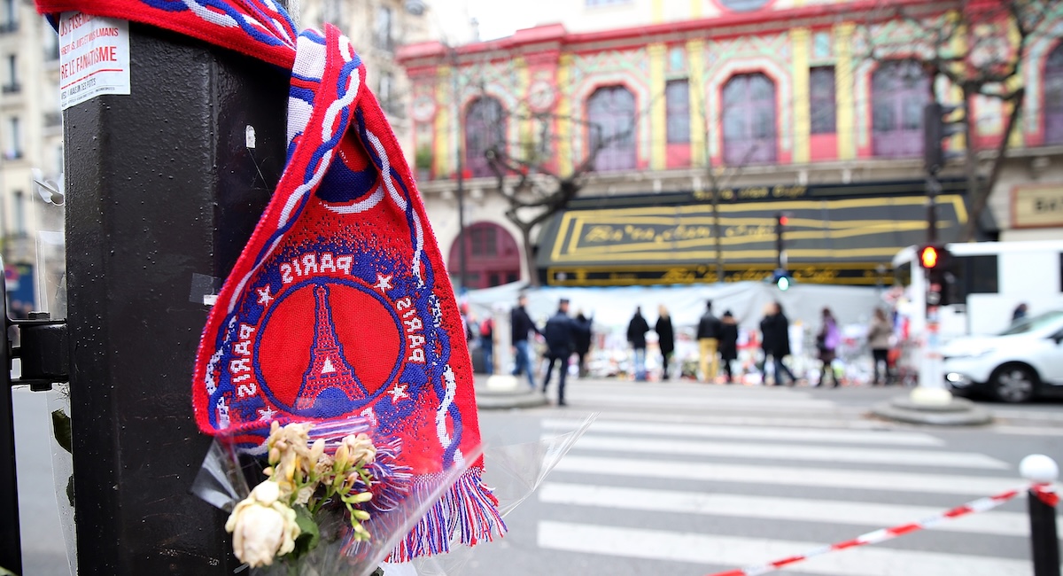 Falsi sopravvissuti agli attentati di Parigi: condanne e truffe ai danni delle vittime