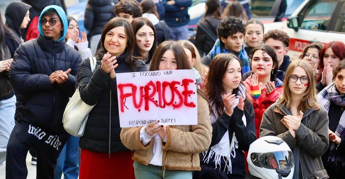 Firenze: arrestati due uomini per violenza sessuale su turista panamense