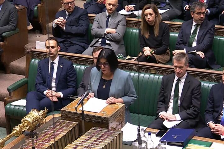 Gran Bretagna: il governo laburista propone la riforma più drastica sull'immigrazione illegale dalla Seconda guerra mondiale