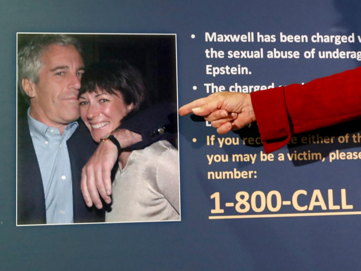 Il caso Epstein: dalla prima denuncia nel 1996 agli abusi e alle indagini che coinvolgono Ghislaine Maxwell