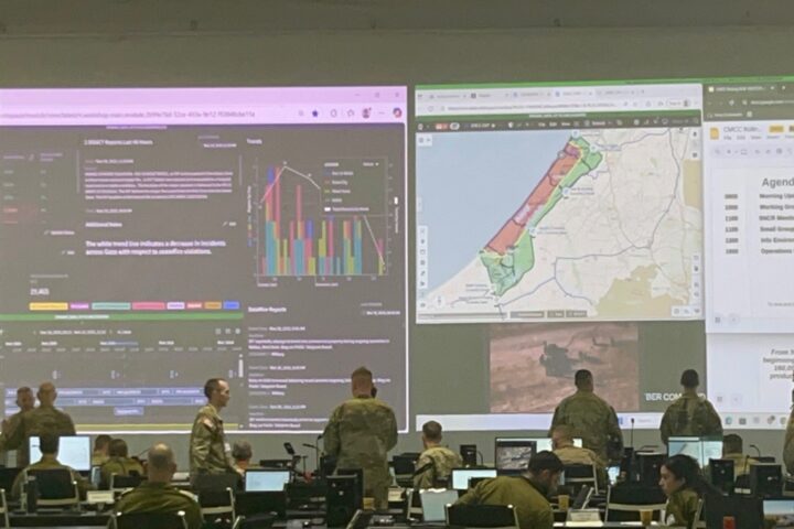 Il centro di comando a Kiryat Gat gestisce la tregua a Gaza con la presenza di 21 Paesi, inclusi Italia e Stati Uniti