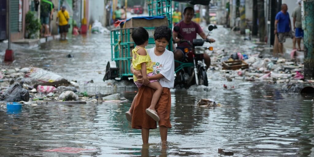 Il tifone Fung-wong causa 18 morti nelle Filippine e si dirige verso Taiwan