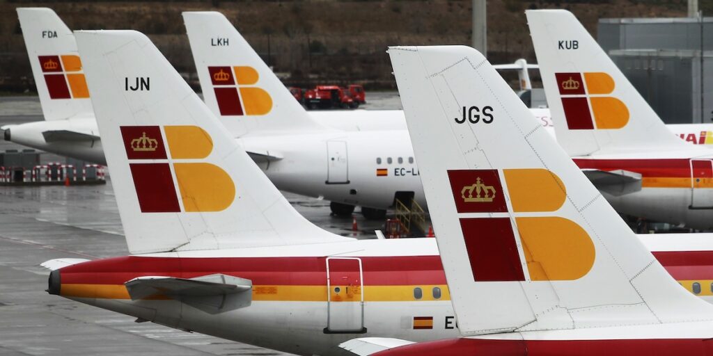 Il Venezuela vieta l'ingresso a sei compagnie aeree dopo sospensione voli per rischio FAA