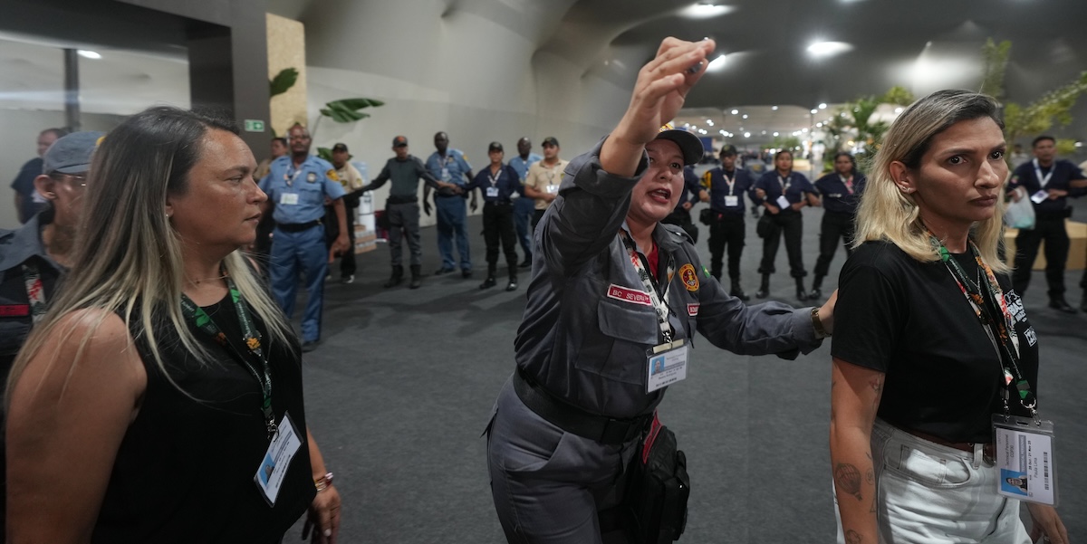 Incendio alla COP30 a Belém, Brasile: padiglione evacuato, nessun ferito segnalato