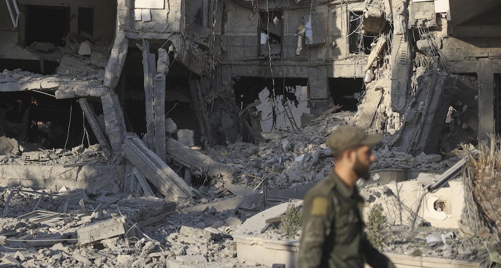 Israele attacca Beit Jinn alla periferia di Damasco: 13 morti e 25 feriti