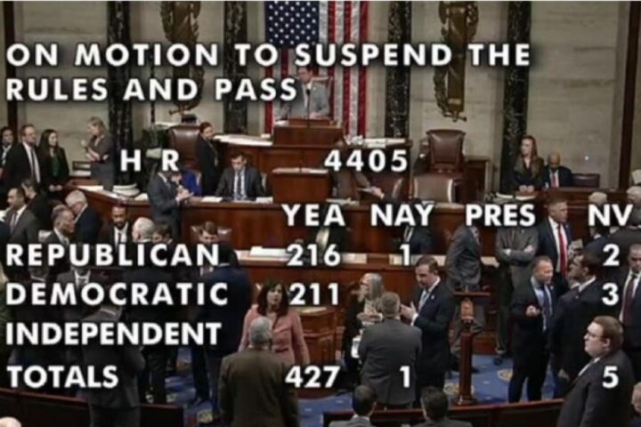 La Camera Usa approva la pubblicazione dei file del caso Epstein con un solo voto contrario