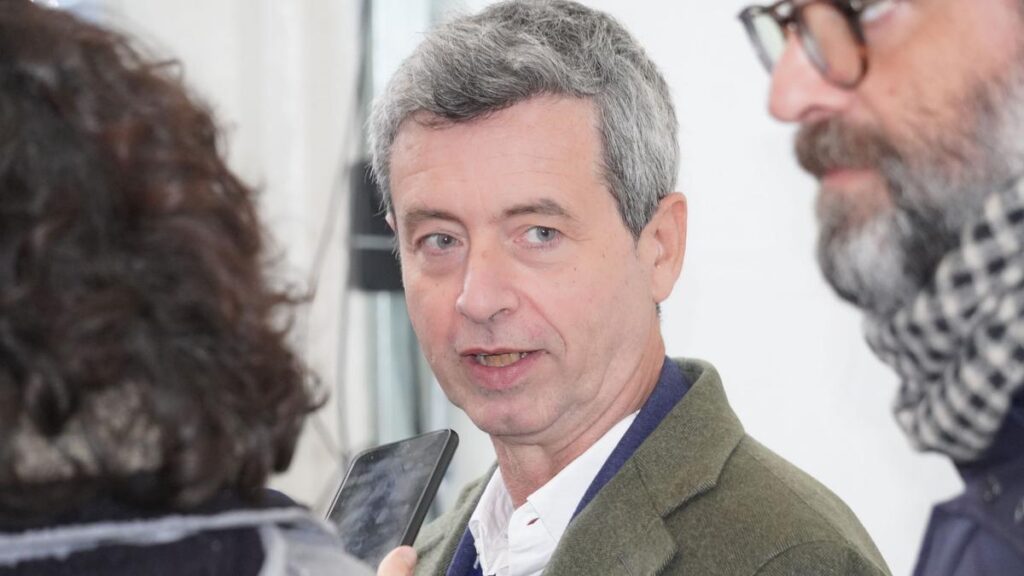 La maggioranza Pd sostiene Elly Schlein come leader per le elezioni del 2027