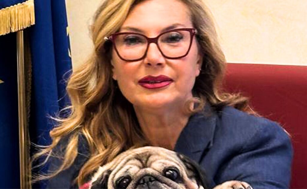 La senatrice Michaela Biancofiore: «Ho perso 17 chili con Mounjaro, ma ora ho problemi alla vista»