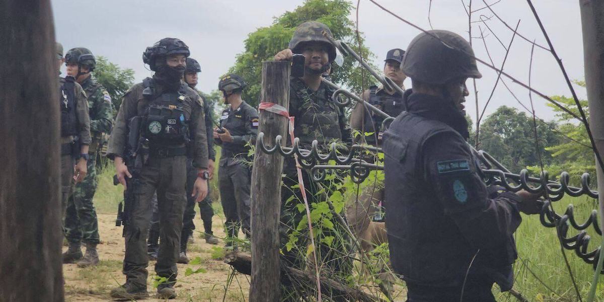 La Thailandia sospende gli accordi di pace con la Cambogia dopo il ferimento di quattro soldati