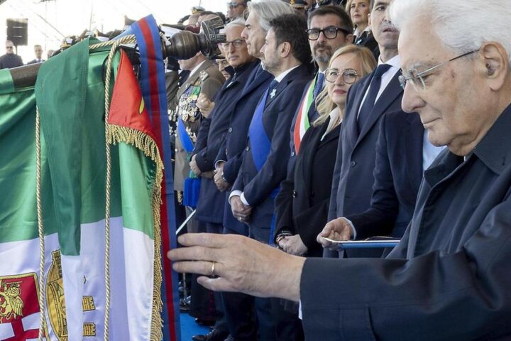 L'appello di Mattarella: serve una difesa comune europea di fronte ai nuovi conflitti