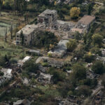 L’esercito russo avanza a Pokrovsk, ma la resistenza ucraina continua