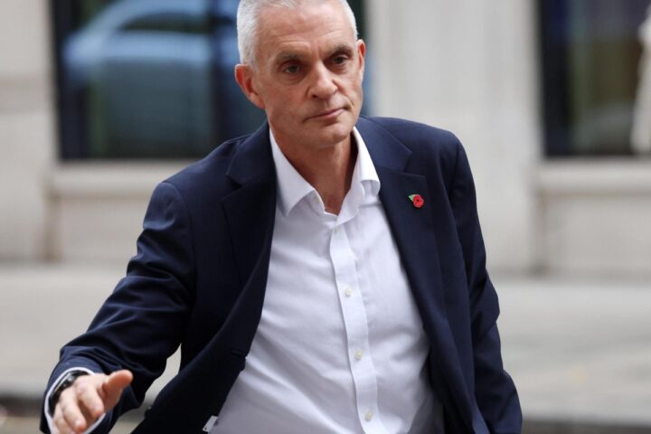 L'ex direttore generale della Bbc si dimette dopo lo scandalo sulla manipolazione del discorso di Trump