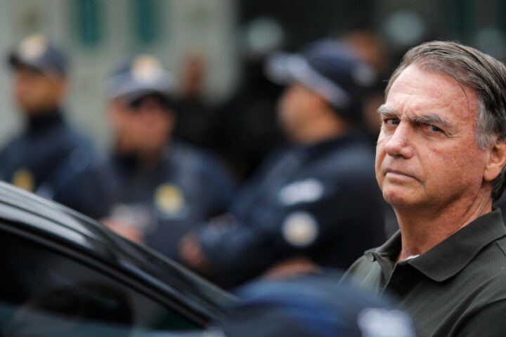 L'ex presidente Bolsonaro arrestato in Brasile per violazione di misure cautelari