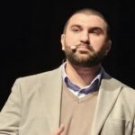 Liberato negli Stati Uniti il giornalista britannico Sami Hamdi dopo 18 giorni di detenzione dall'ICE