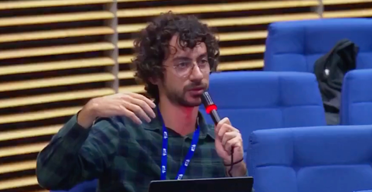 Licenziamento del giornalista Nunziati dopo domanda su Israele durante conferenza stampa a Bruxelles