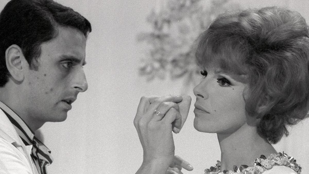 L'intervista del 1961: Ornella Vanoni confessa di non sapere parlare latino