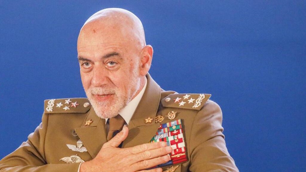 L'università di Bologna nega un corso di filosofia a militari, critica della ministra Bernini