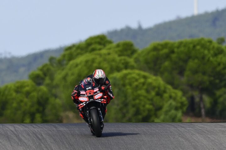 Marco Bezzecchi vince il Gran Premio del Portogallo di MotoGP a Portimão