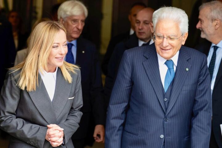 Meloni incontra Mattarella al Quirinale per discutere della visita programmata