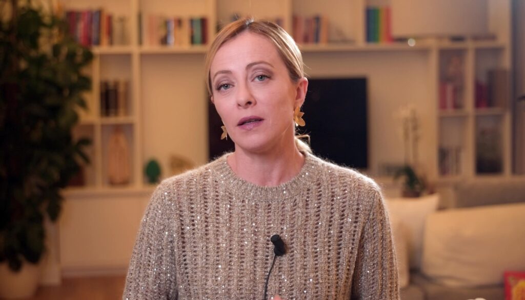 Meloni lancia la campagna referendaria sulla giustizia: «Chiedetevi se funziona bene in Italia»