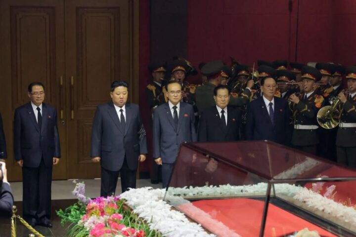 Morto a Pyongyang Kim Yong-nam, storico dignitario del regime nordcoreano