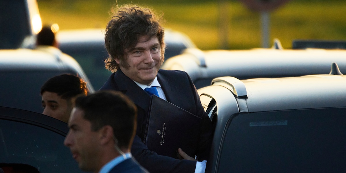 Nomina storica in Argentina: un militare, Carlos Presti, nuovo ministro della Difesa dal 1983