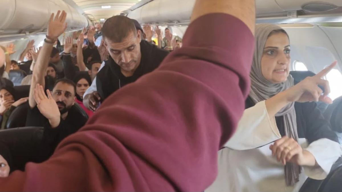 Palestinesi da Gaza arrivano in Sudafrica, viaggio coordinato da Al-Majd e forze israeliane
